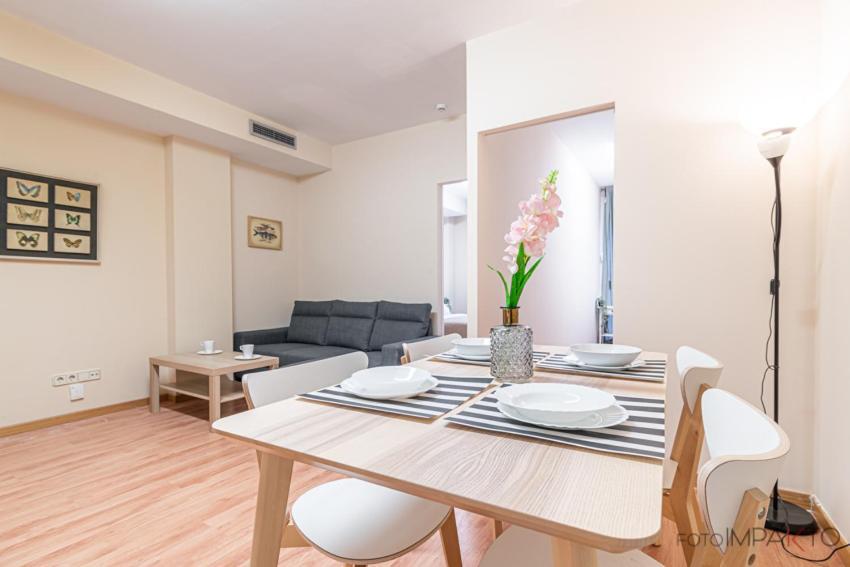 #10Oca7 - Apartamento En Vista Alegre Madrid Dış mekan fotoğraf